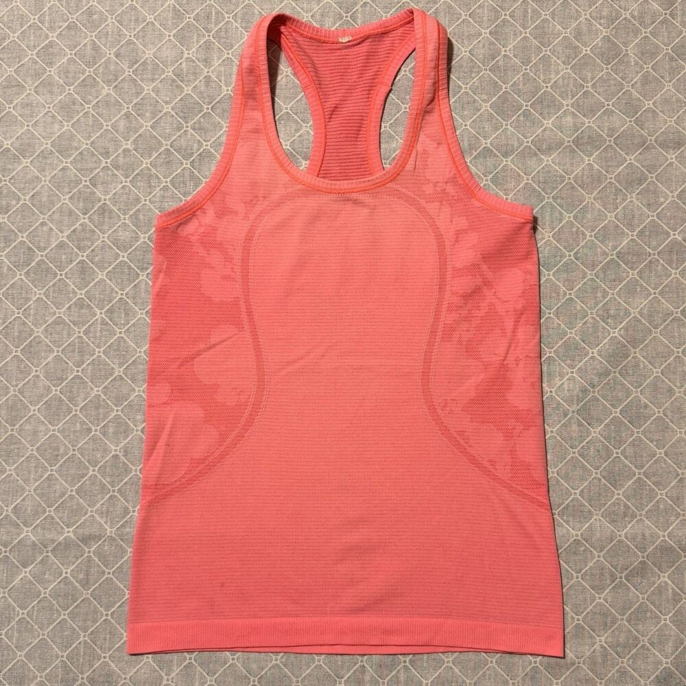 Lululemon Swiftly Tech Racerback Tank Top Pink Camo Jacquard Size 6 Womens